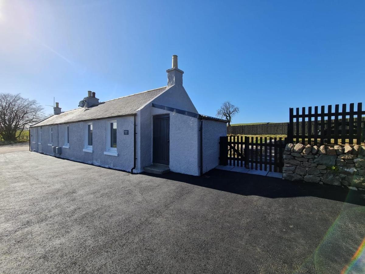 Bruxie Holiday Cottages - Honeysuckle Cottage Maud Eksteriør billede